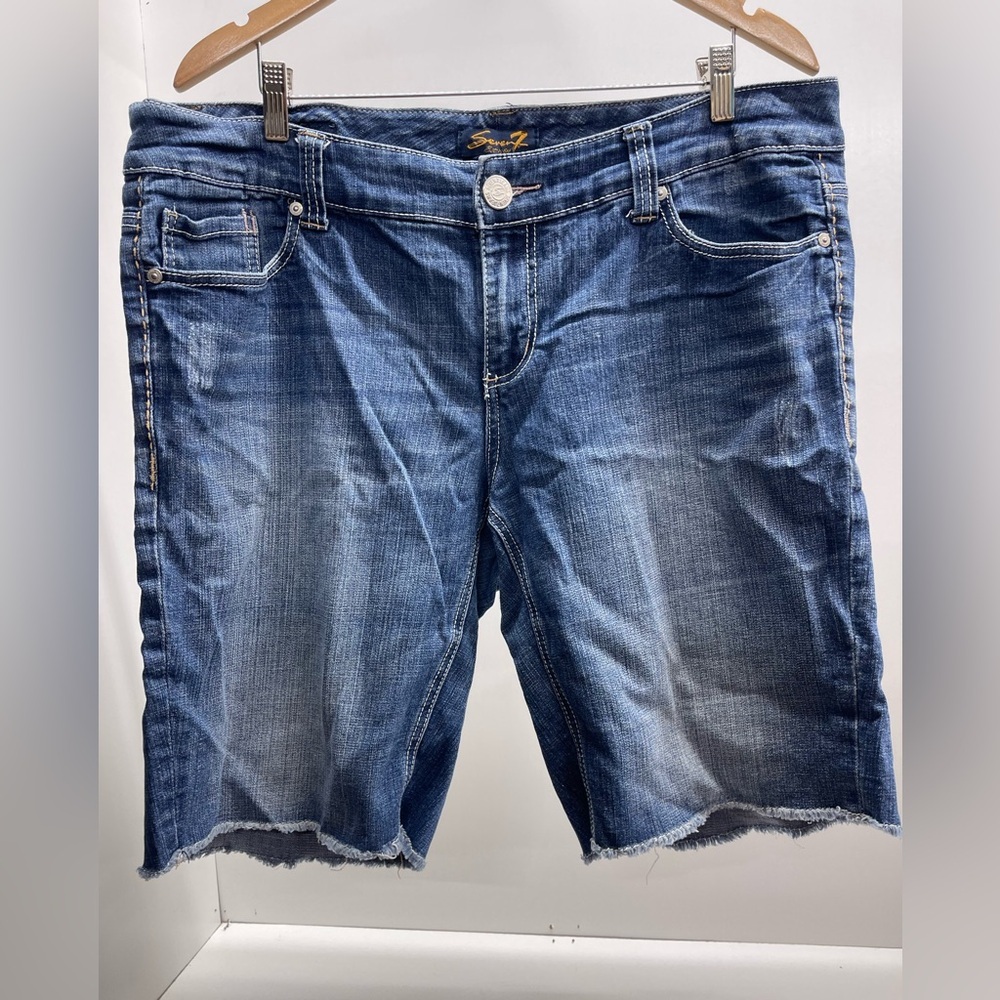 Seven7 Women's‎ Blue Denim Jean Shorts